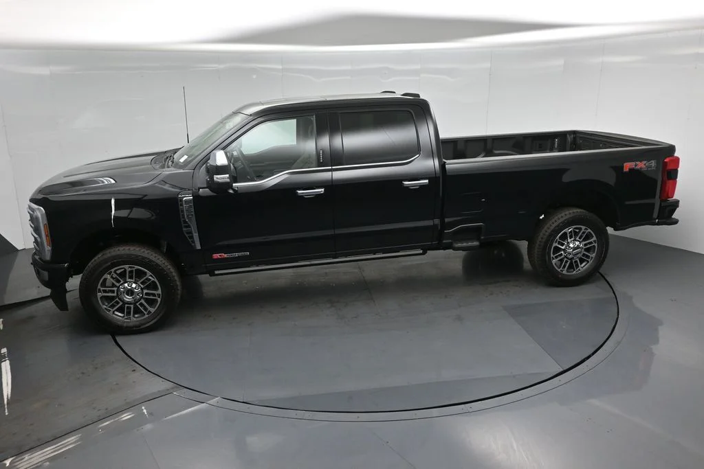 New 2026 Agate Black Metallic Ford Platinum image 44
