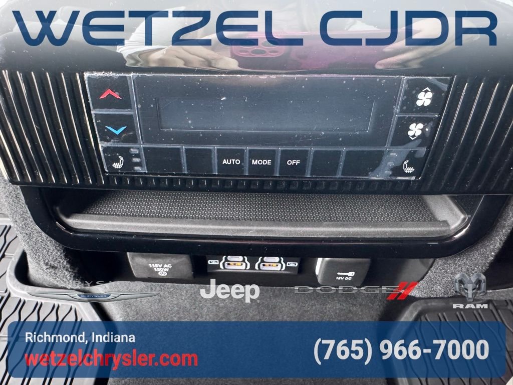 New 2026 Velvet Red Pearl-Coat Exterior Paint Jeep Limited Altitude image 31