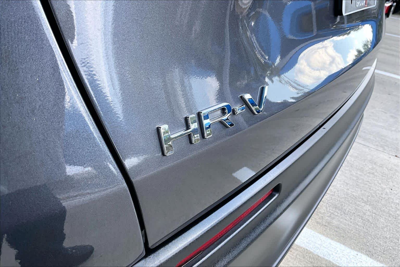 Used 2026 Modern Steel Metallic Honda LX image 10