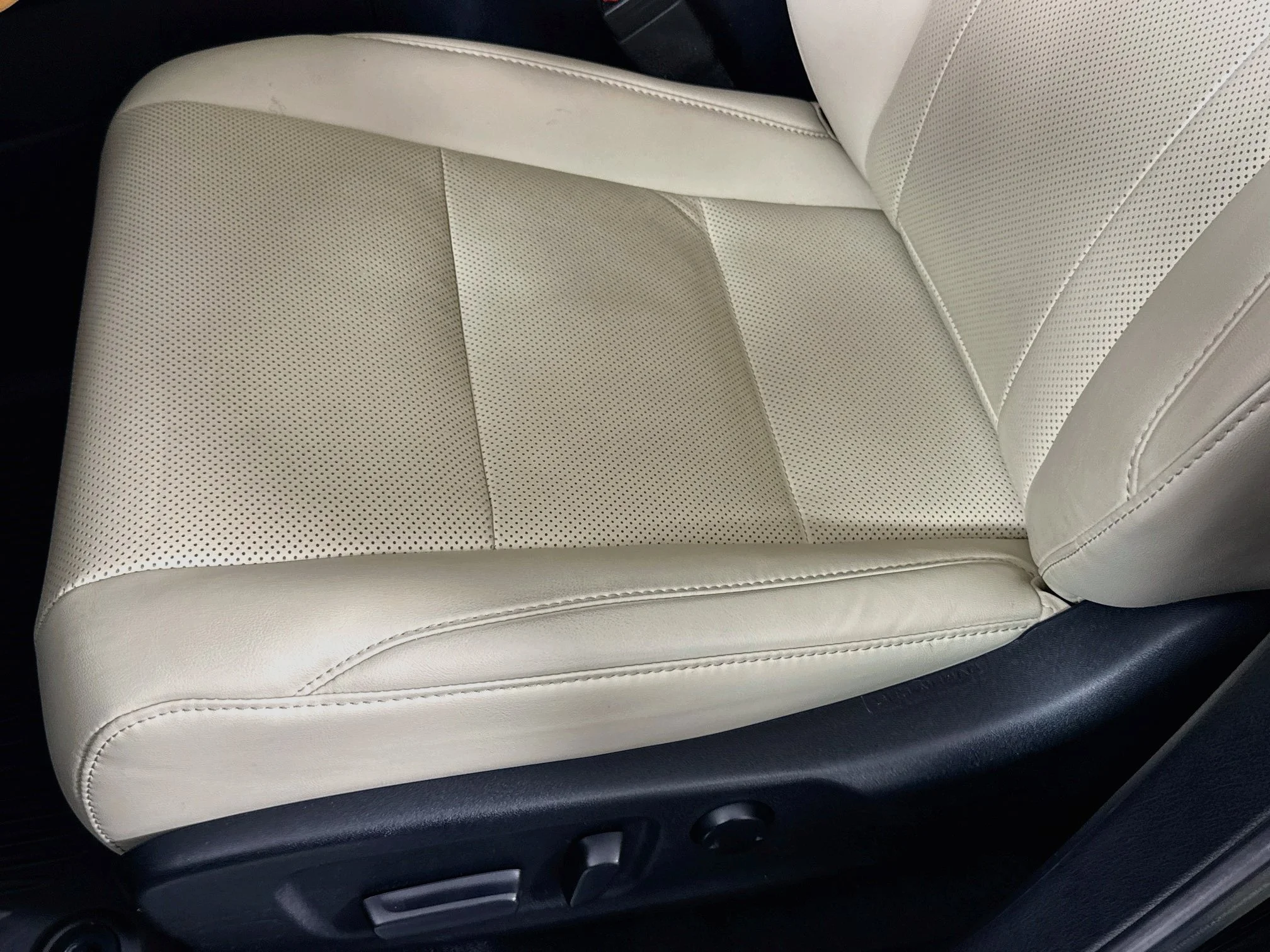 Certified Used 2021 CAVIAR Lexus 350 image 21