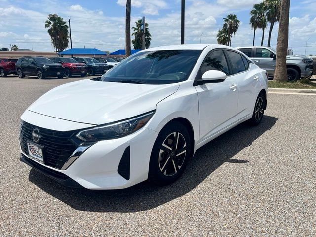 Used 2024 White Nissan SV image 3