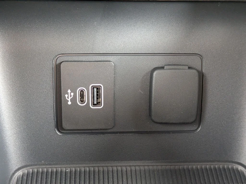 New 2026 Carbonized Gray Metallic Ford Active image 25