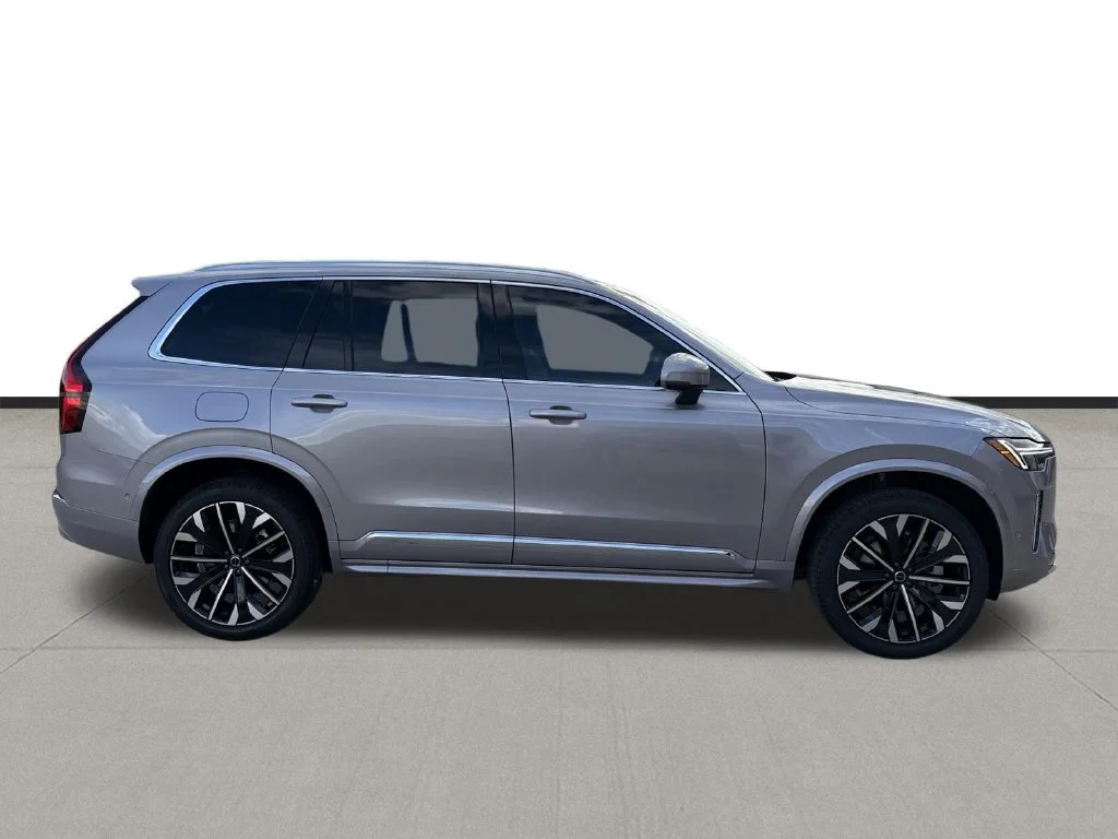 New 2026 Aurora Silver Volvo Plus image 4