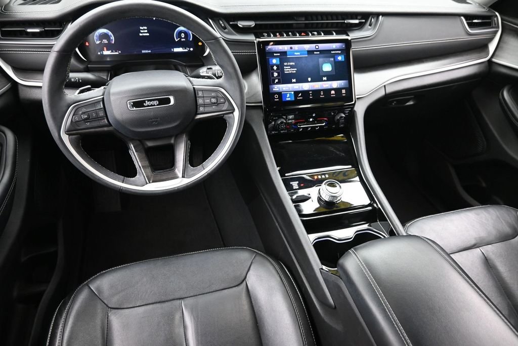 Used 2023 White/off-white Jeep Limited image 17