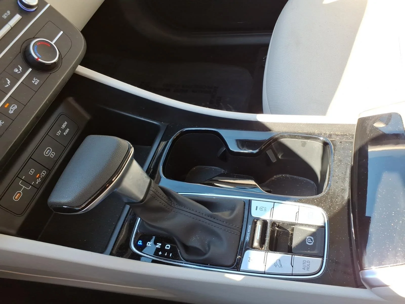 Certified Used 2025 Rockwood Green Hyundai SE image 20