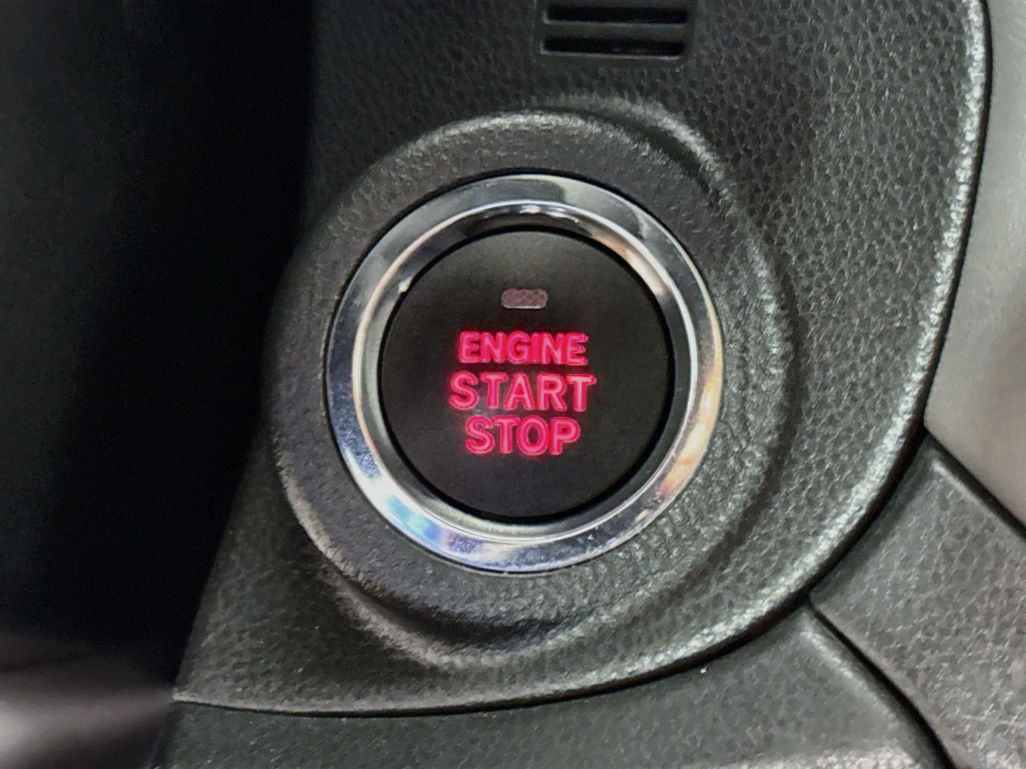 Used 2025 Magnetite Gray Metallic Subaru Onyx Edition image 17