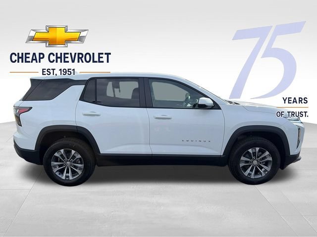 2027 Chevrolet Equinox LT - Photo 6