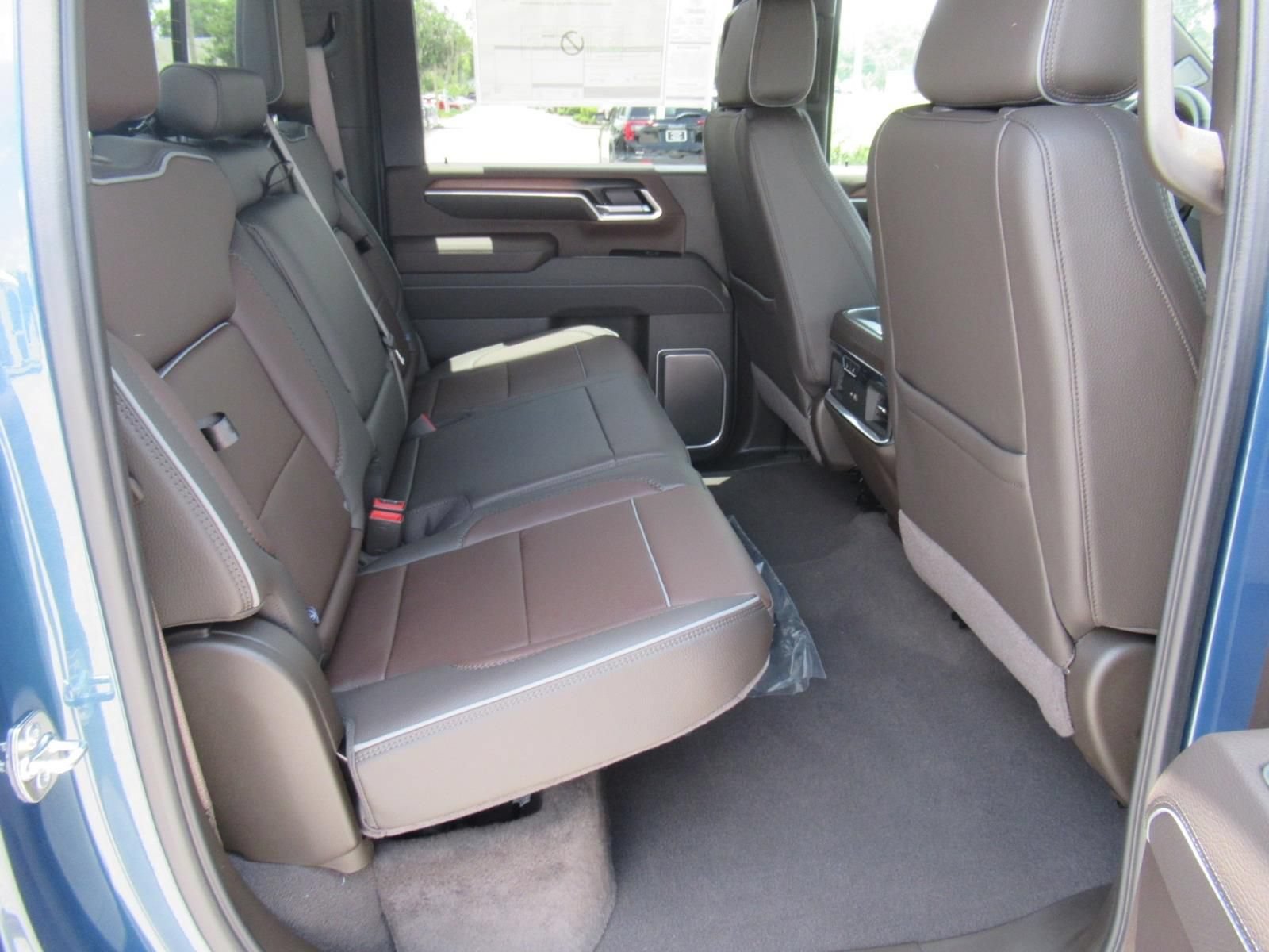 2026 GMC Sierra 2500HD Denali - Photo 33