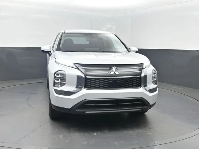 New 2026 White Mitsubishi ES 1.5T 2WD image 29