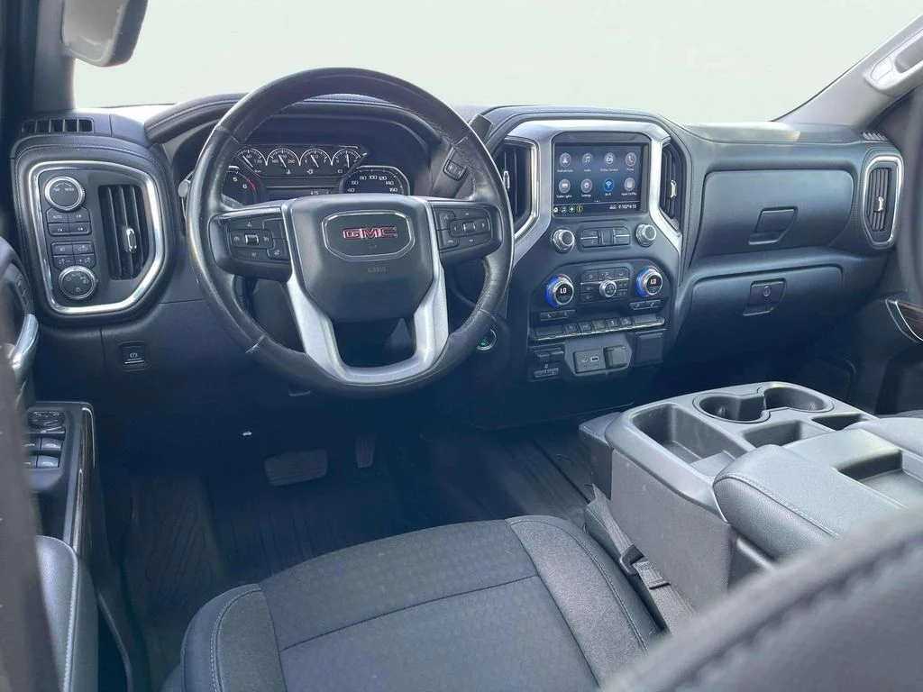 Used 2021 Summit White GMC Elevation image 27