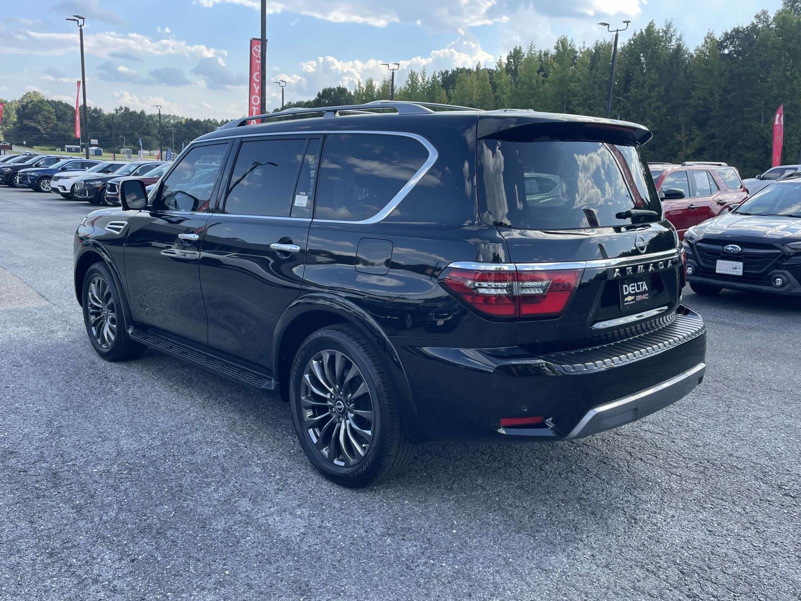 2023 Nissan Armada Platinum - Photo 4