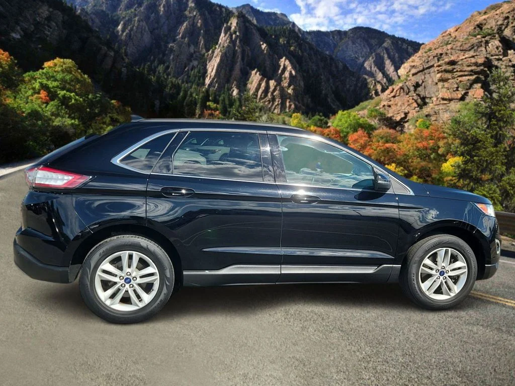 Used 2016 Black Ford SEL image 2