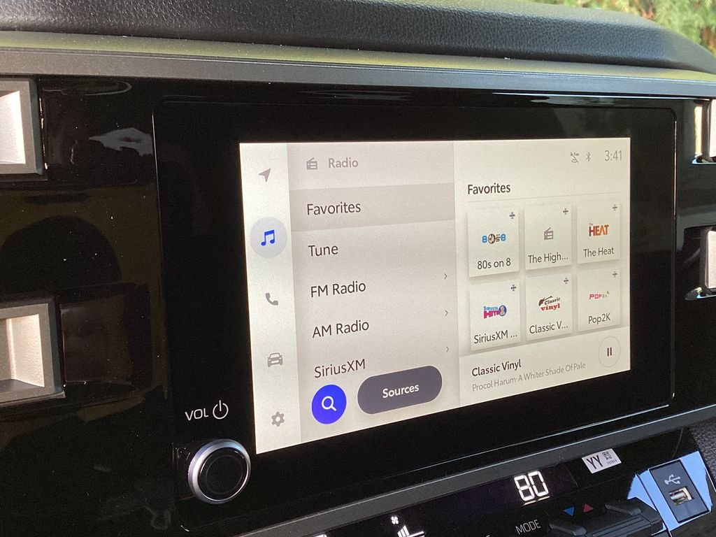 2025 Toyota Tundra SR5 - Photo 17