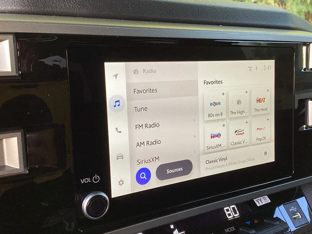 2025 Toyota Tundra SR5 - Photo 17