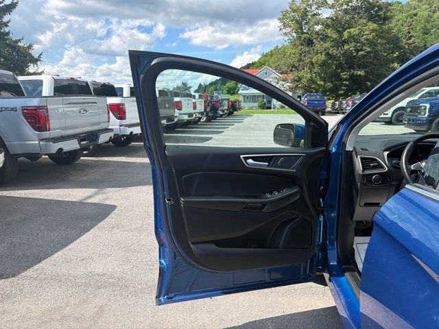 Used 2024 Blue Ford SEL image 13