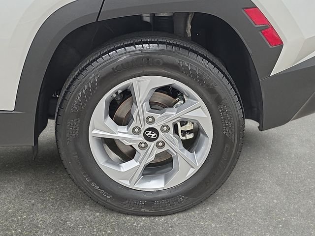 Used 2023 Silver Hyundai SEL image 32