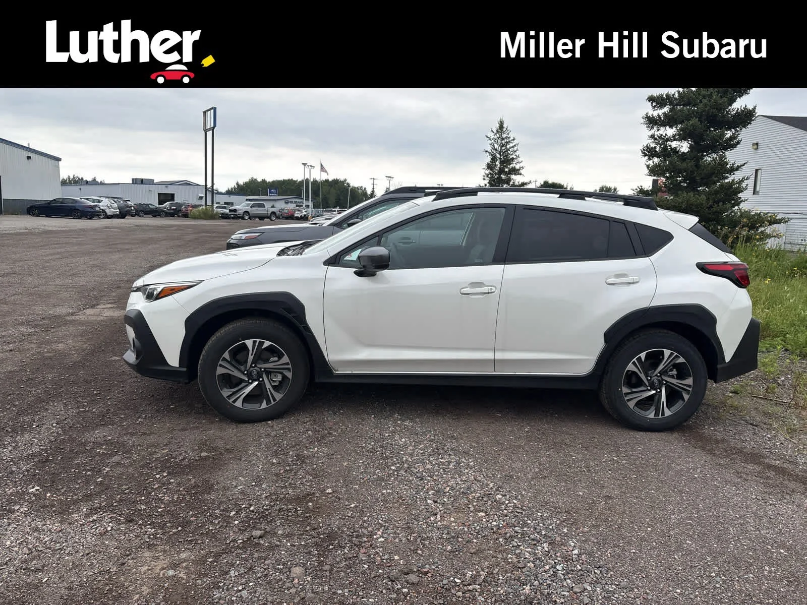 Used 2026 Crystal White Pearl Subaru Premium image 1