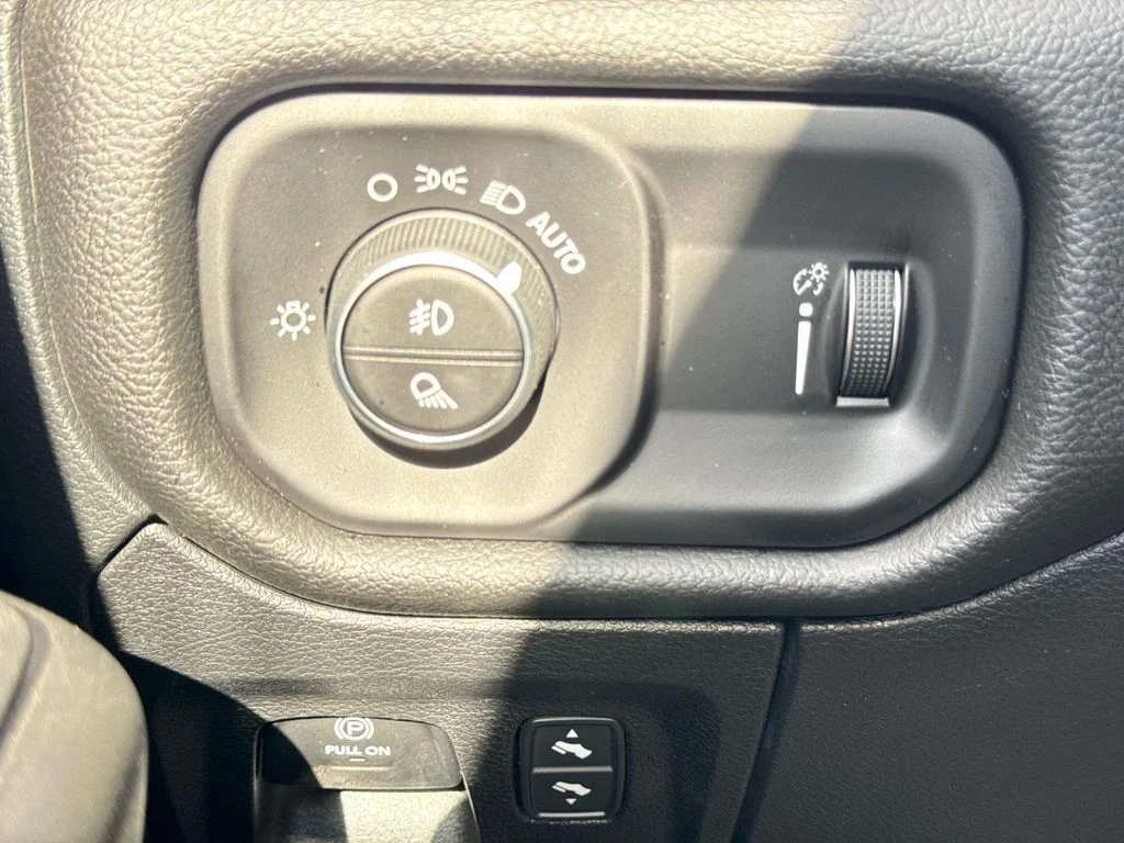 2025 RAM 1500 Big Horn/Lone Star - Photo 18