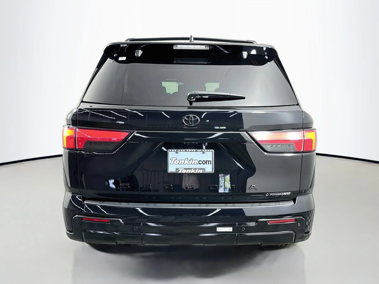 New 2026 Midnight Black Metallic Toyota  Platinum image 6