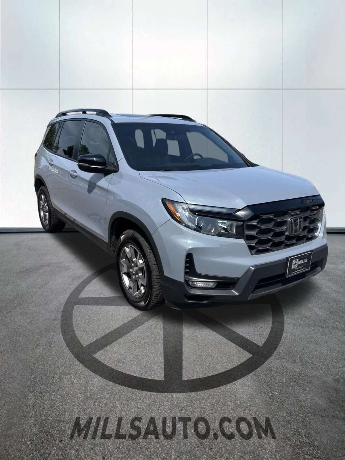 Certified Used 2022 Sonic Gray Pearl Honda TrailSport image 3