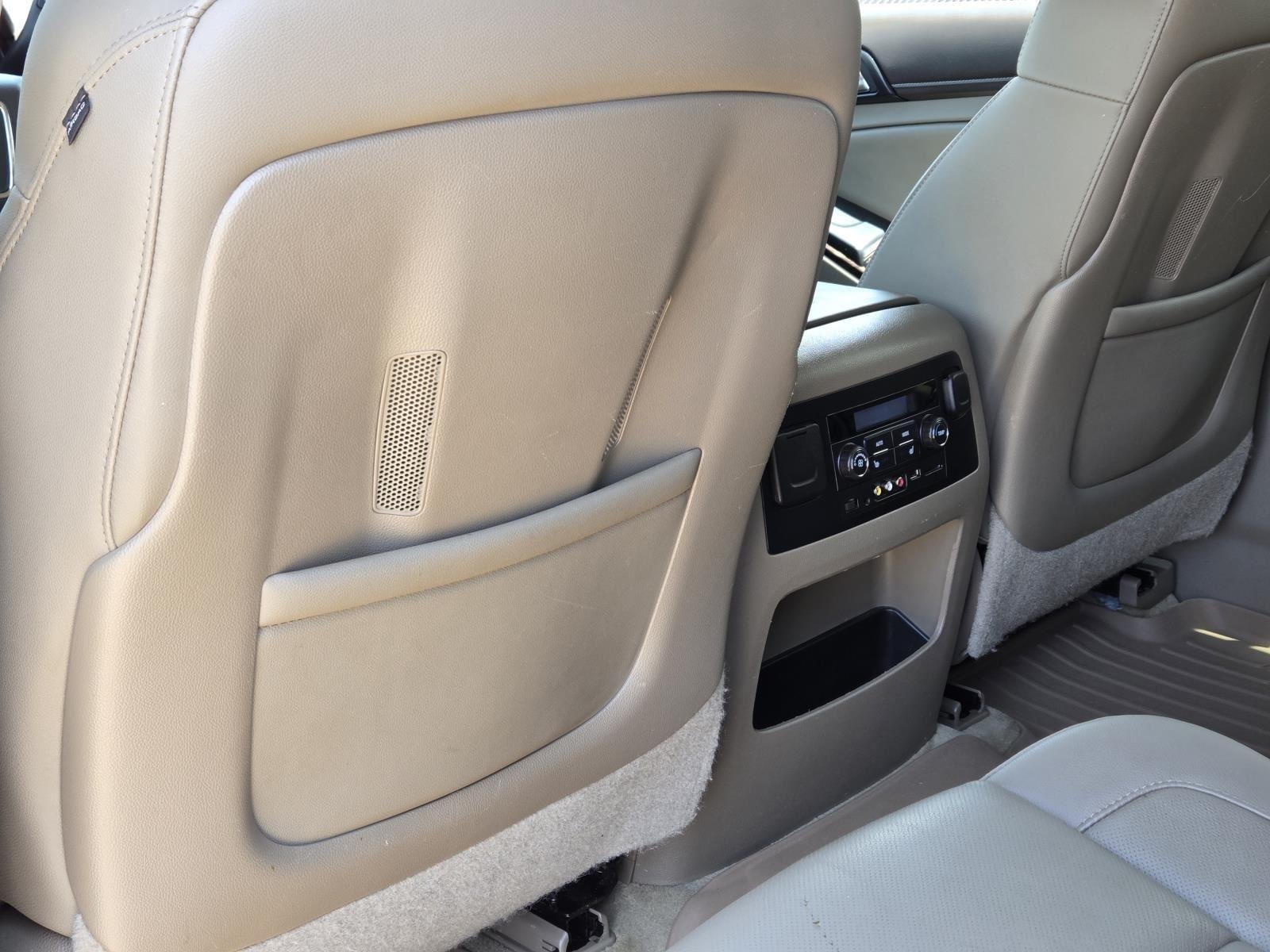 Used 2015 Champagne Silver Metallic GMC SLT image 35