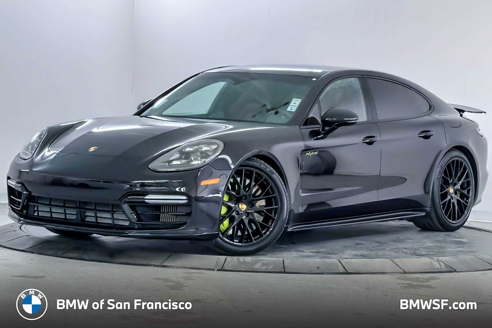 2018 Porsche Panamera Turbo S E-Hybrid's photo