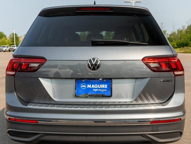 Used 2022 Gray Volkswagen 2.0T S image 7