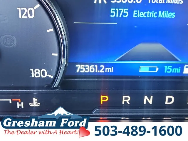 Used 2022 Blue Ford SE image 24