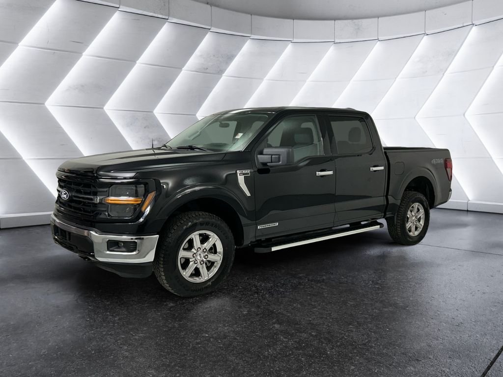 Used 2025 Black Ford XLT image 3