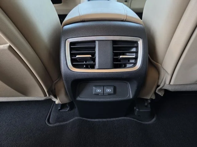 Certified Used 2020 Platinum White Pearl Acura with Technology image 20