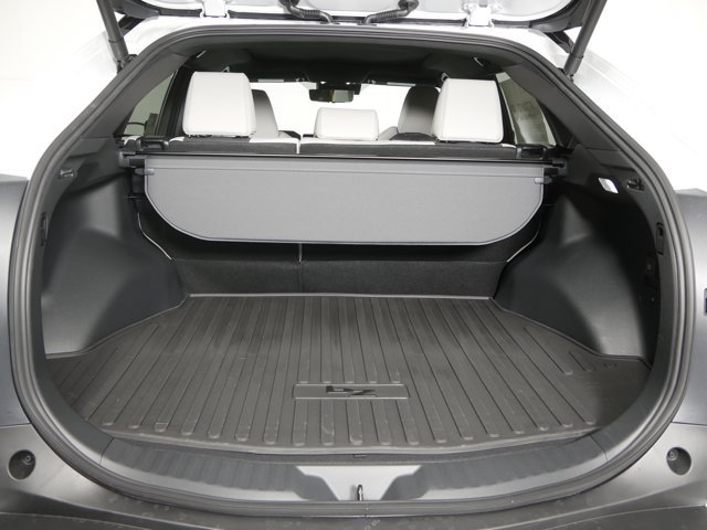 New 2027 Wind Chill Pearl with Midnight Black Metallic roof Toyota Limited image 13