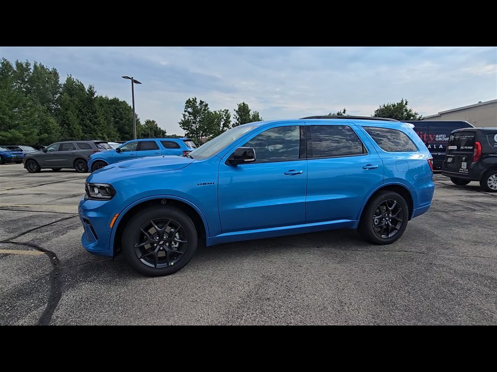 New 2027 B5 Blue Exterior Paint Dodge GT HEMI image 5