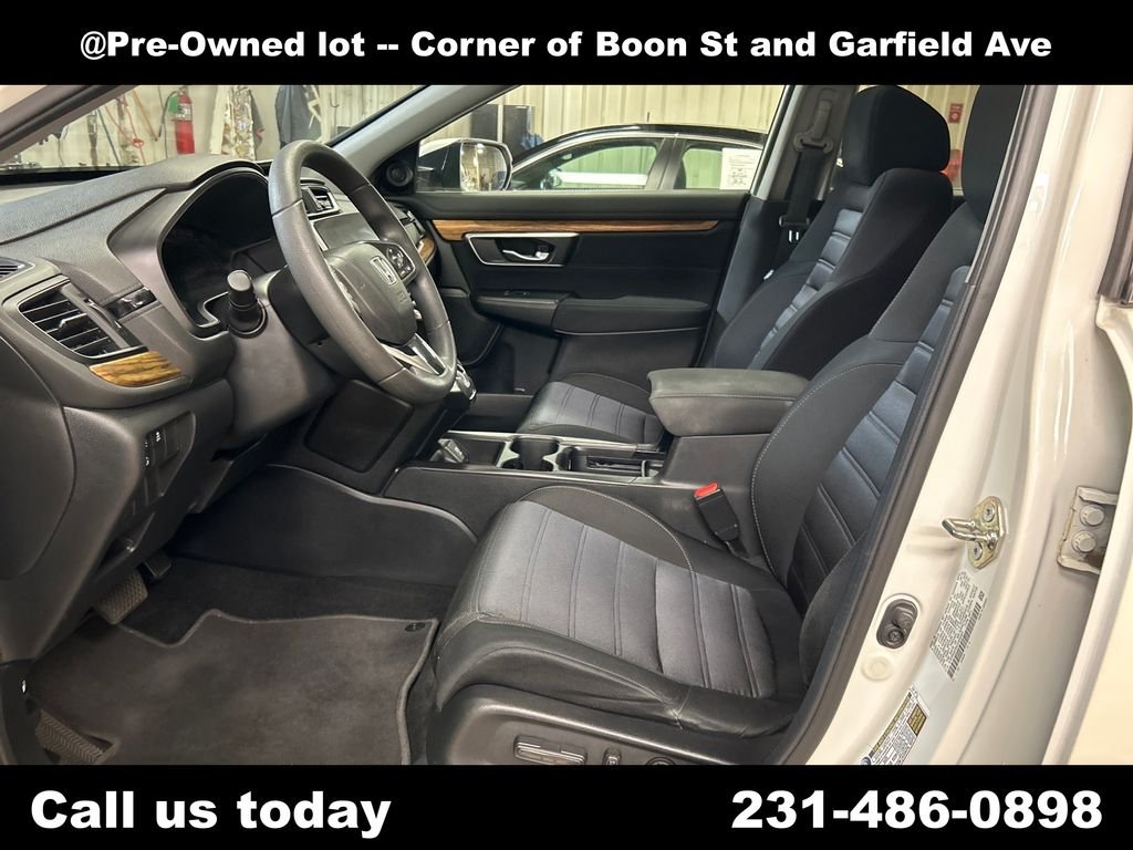 Used 2018  Honda EX image 13