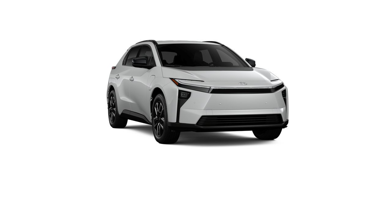 New 2026 WINDCHILL PEARL Toyota XLE image 38