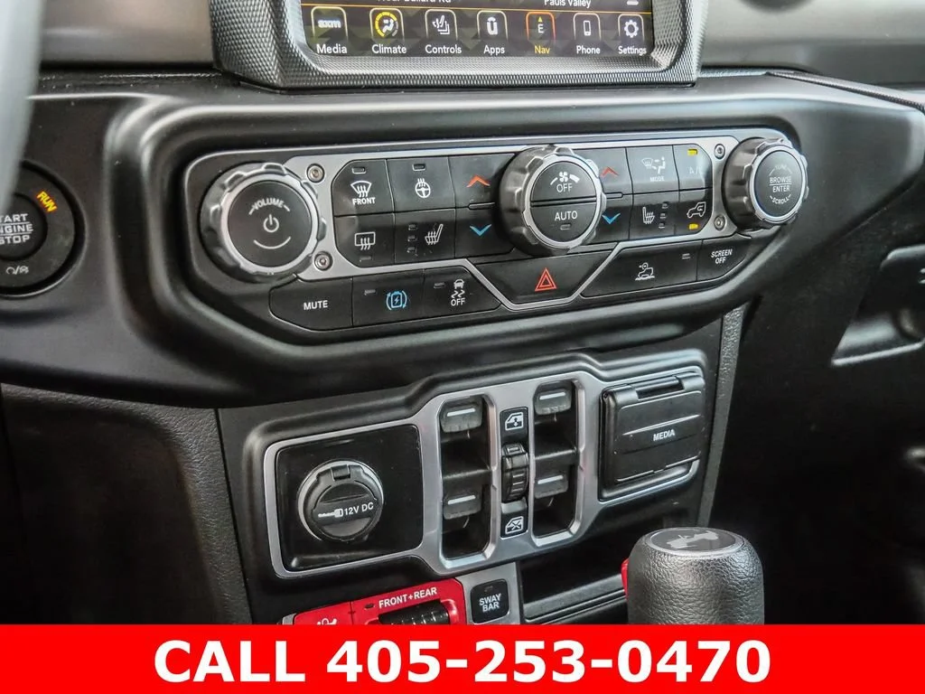 Used 2023 Silver Jeep Rubicon 4x4 image 41