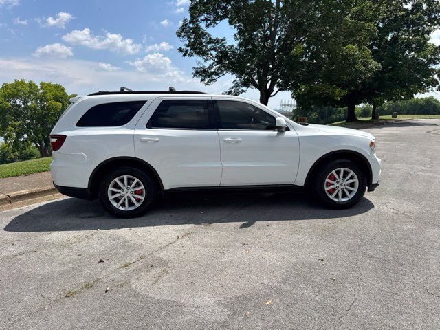 Used 2020 White Dodge SXT image 8