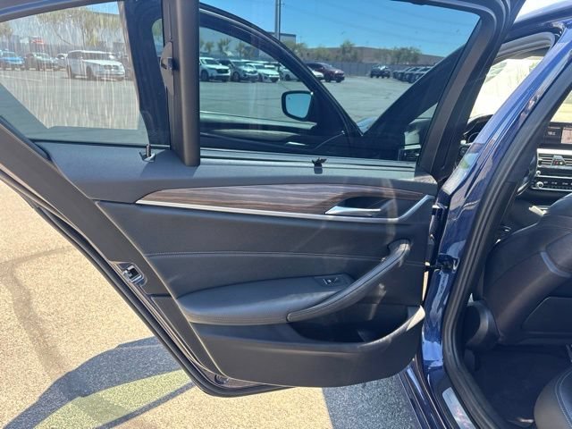 Used 2019 Blue BMW 540i image 13