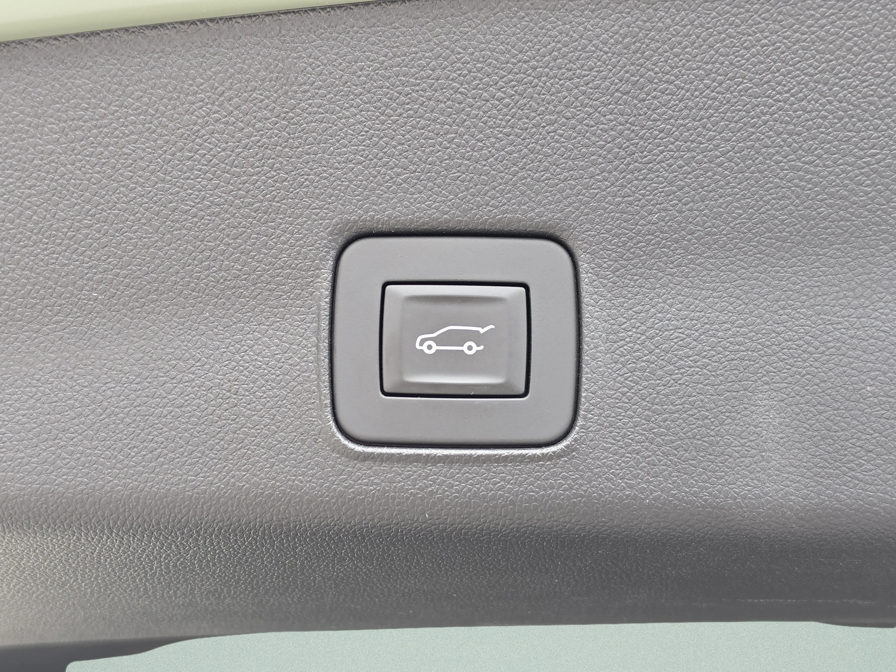 Used 2025 Cacti Green Chevrolet LT image 16