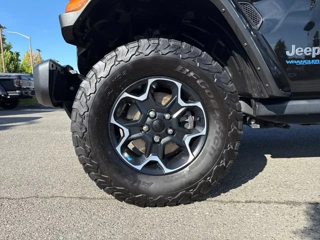 Used 2022 Black Clearcoat Jeep Unlimited Rubicon 4xe image 28