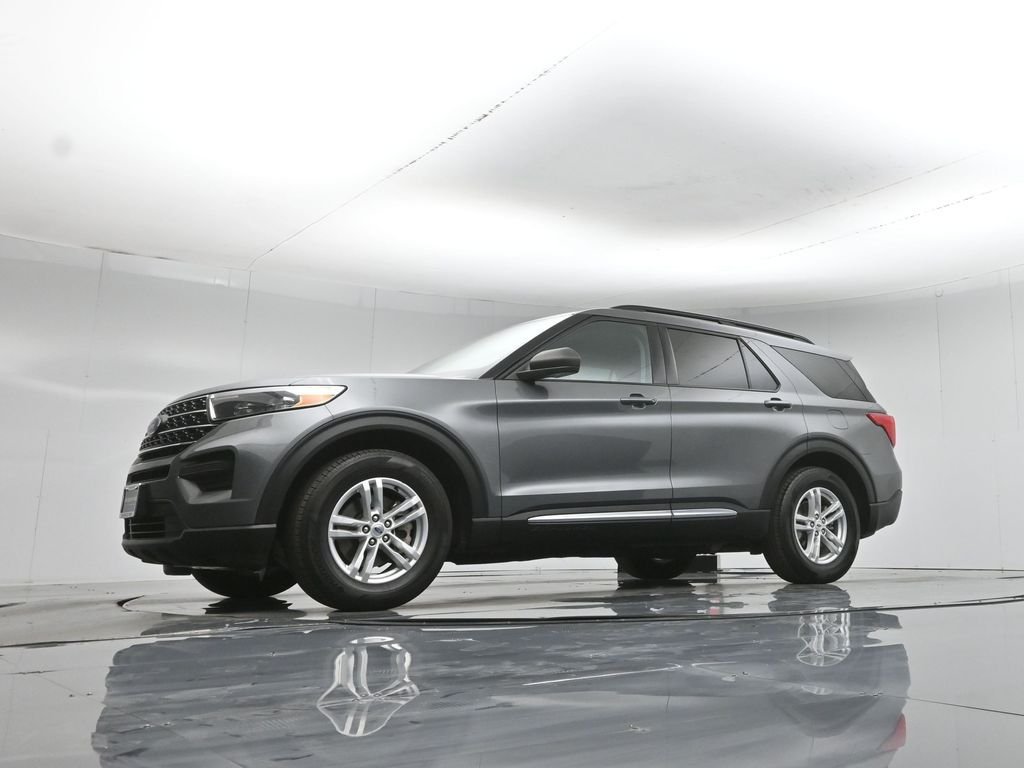 Certified Used 2023 Gray Ford XLT image 51