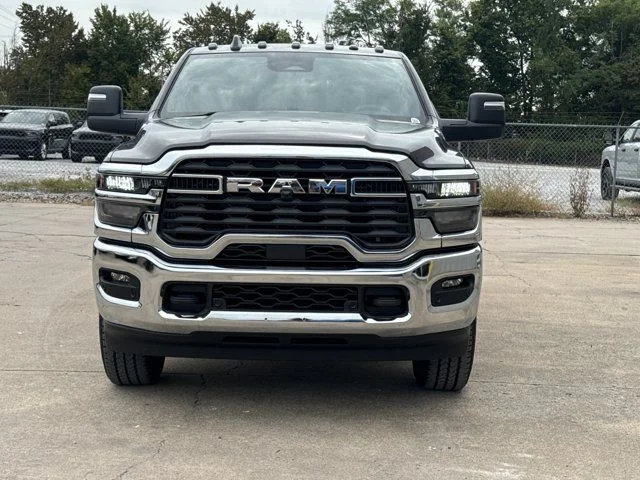 New 2026 Granite Crystal Metallic Clear-Coat Exterior Paint RAM Tradesman image 13