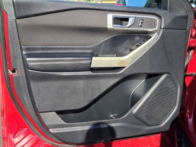 Used 2020 Red Ford XLT image 15