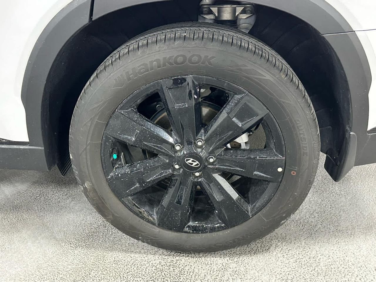 New 2025 Hyper White Hyundai XRT AWD image 12