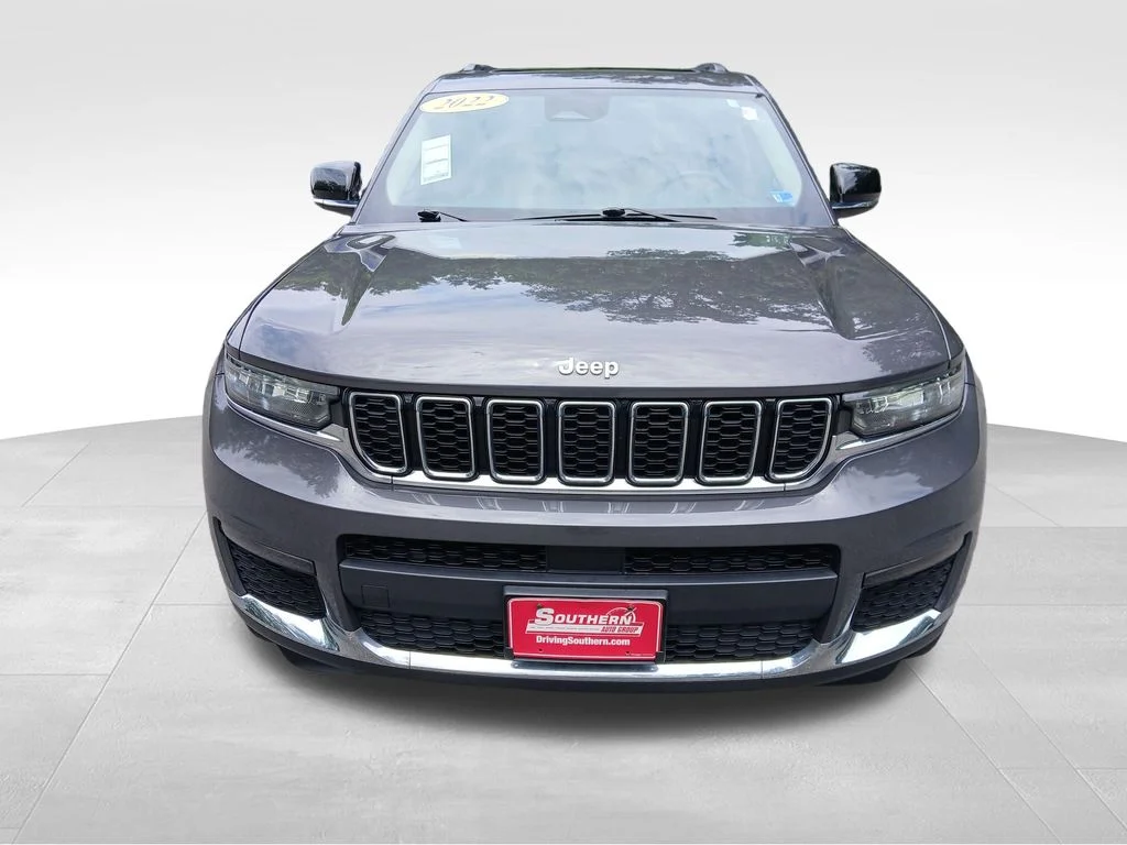 Used 2022 Gray Jeep Limited image 15