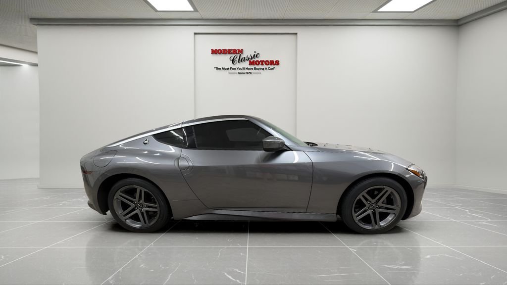 Used 2024 Gray Nissan Sport image 6