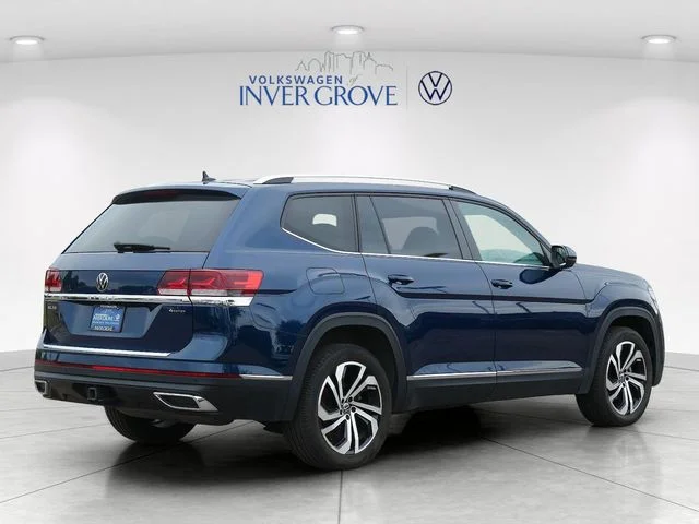 Used 2023 Blue Metallic Volkswagen SEL image 7