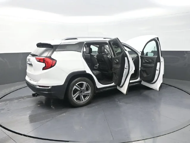 Used 2019 White GMC SLT image 45