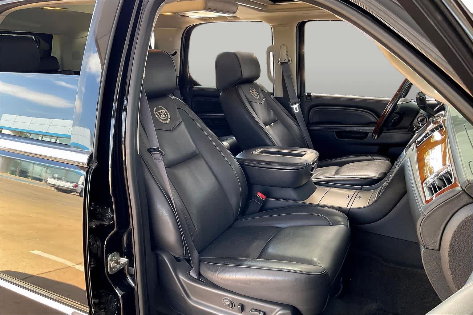 Used 2013 Black Raven Cadillac Platinum Edition image 8