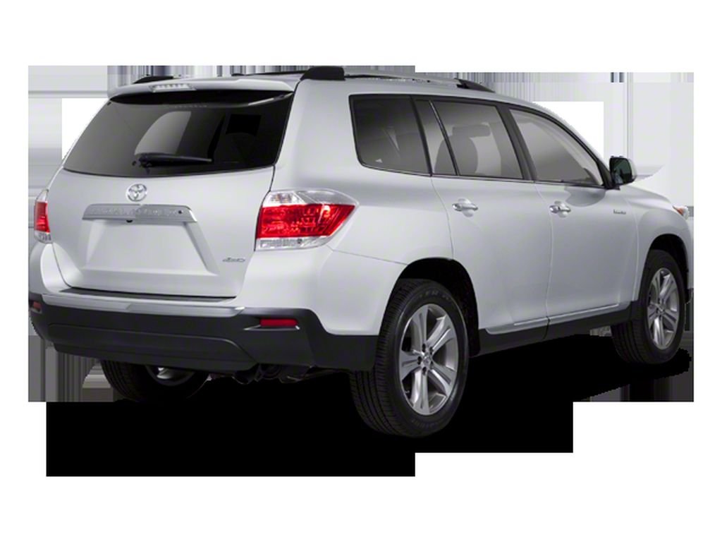 Used 2013 Classic Silver Metallic Toyota SE image 2