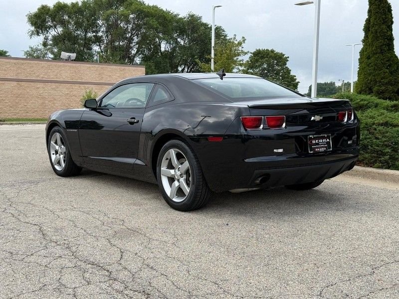 Used 2012 Black Chevrolet 2LT image 5